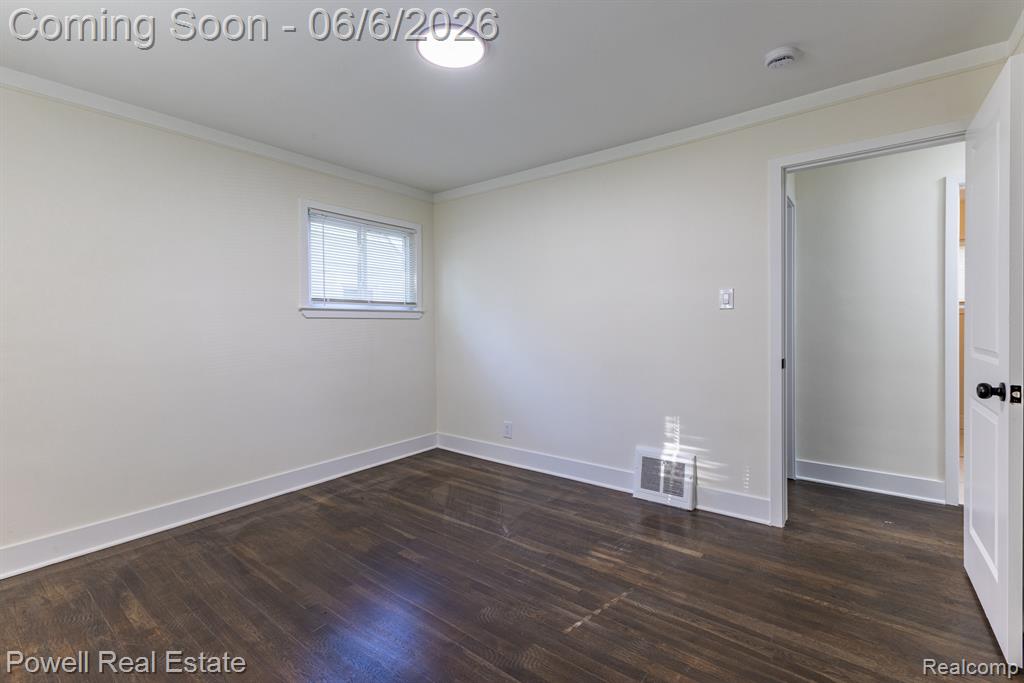 25246 Hayes Road, Roseville, MI 48066 — Photo 15