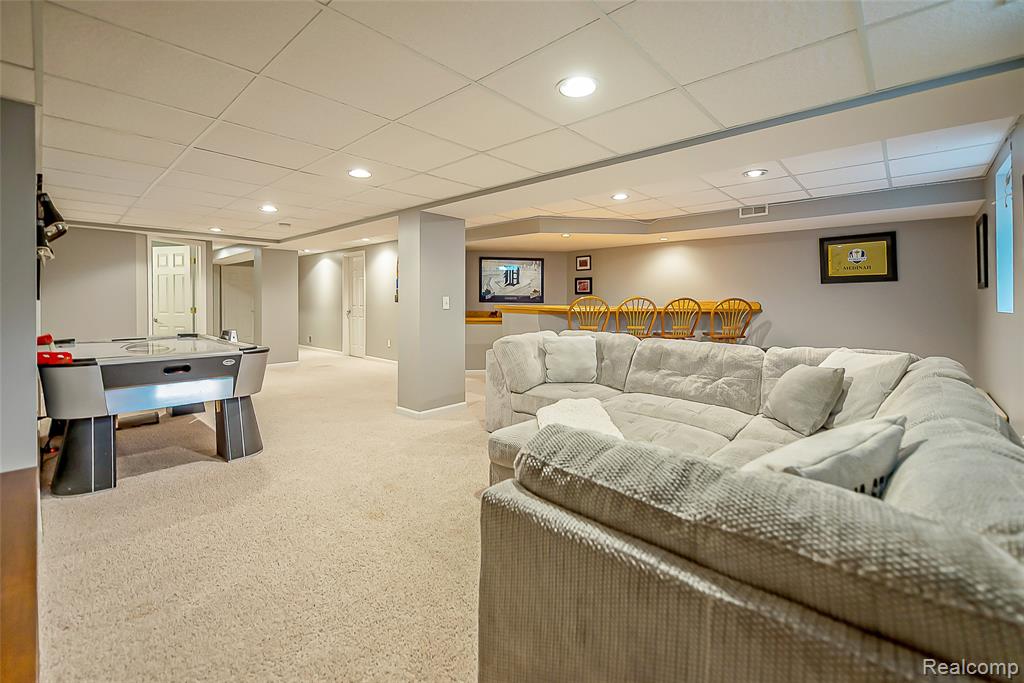 25823 Carriage Lane, South Lyon, MI 48178 — Photo 26