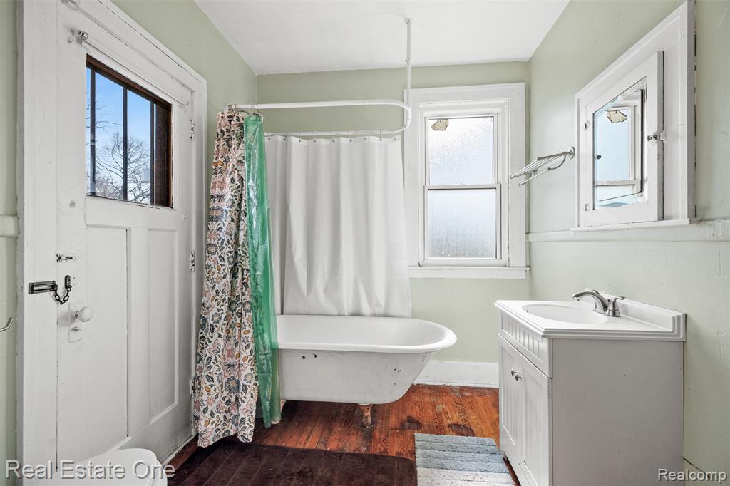 2965 FISCHER Street, Detroit, MI 48214 — Photo 22