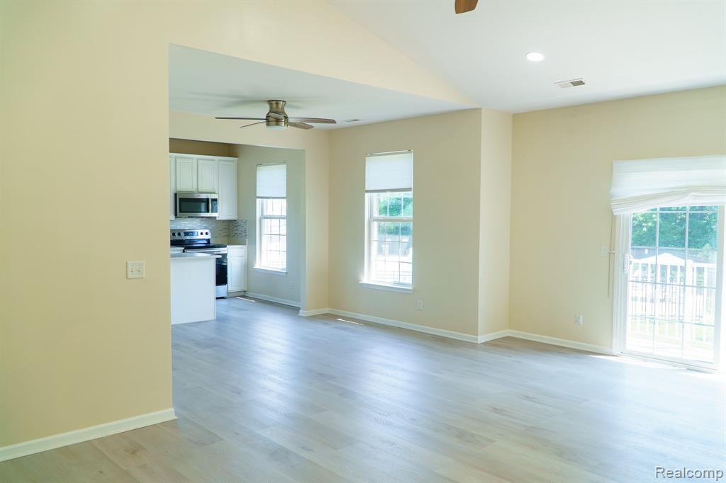 1803 Pinecroft Drive, Canton, MI 48188 — Photo 18