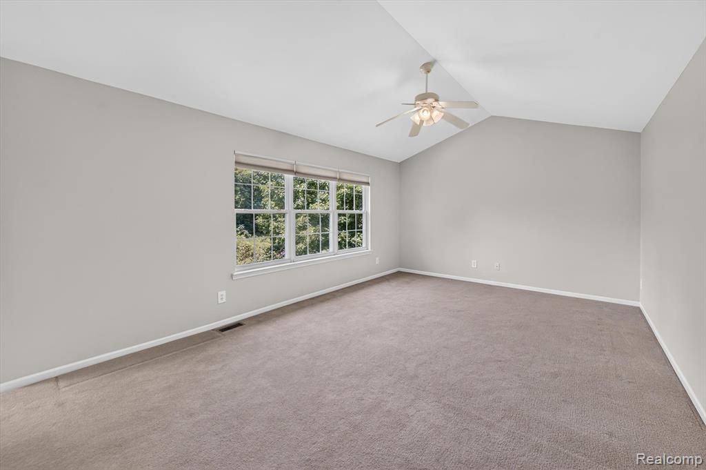 4895 Greenview Drive, Commerce Twp, MI 48382 — Photo 24