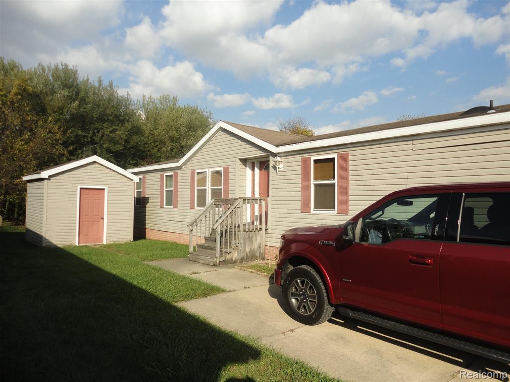 3862 Ryans Ridge, Monroe, MI 48161 — front exterior
