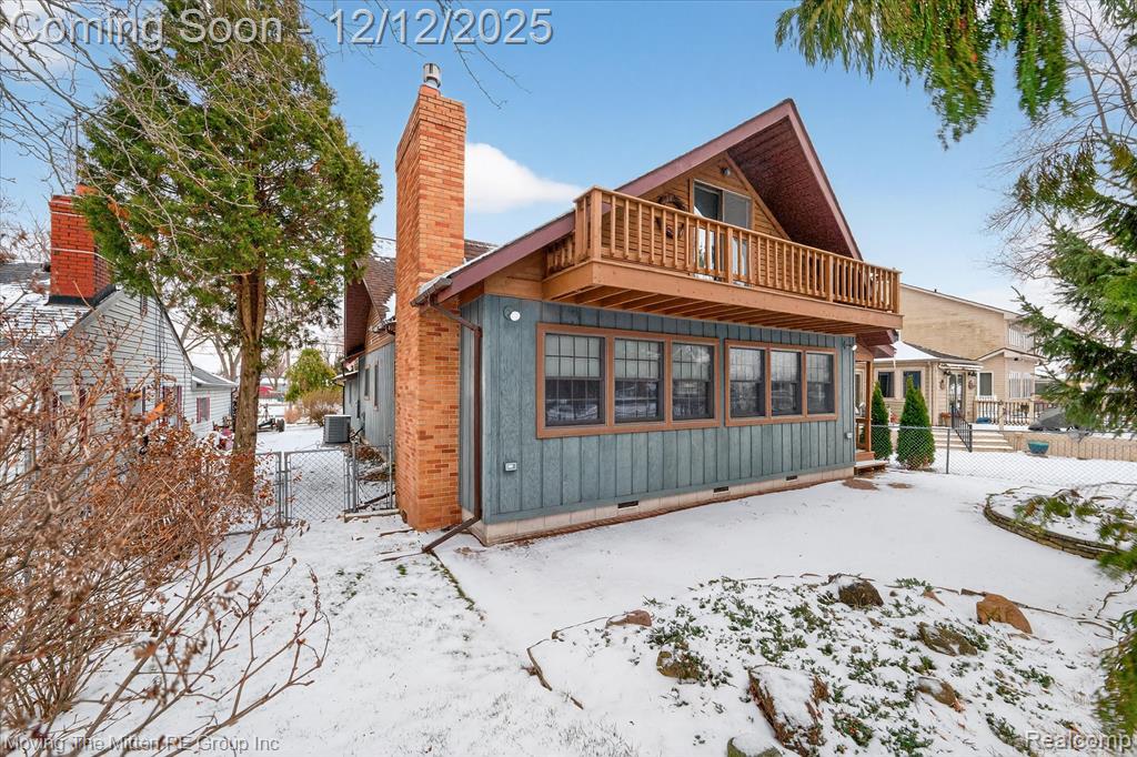 30760 Bayview Drive, Gibraltar, MI — Photo 36
