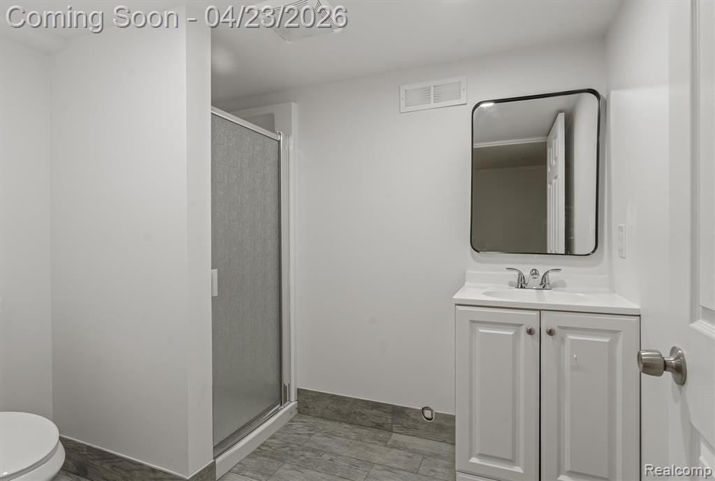 3226 Hartslock Woods Drive, West Bloomfield, MI — Photo 32
