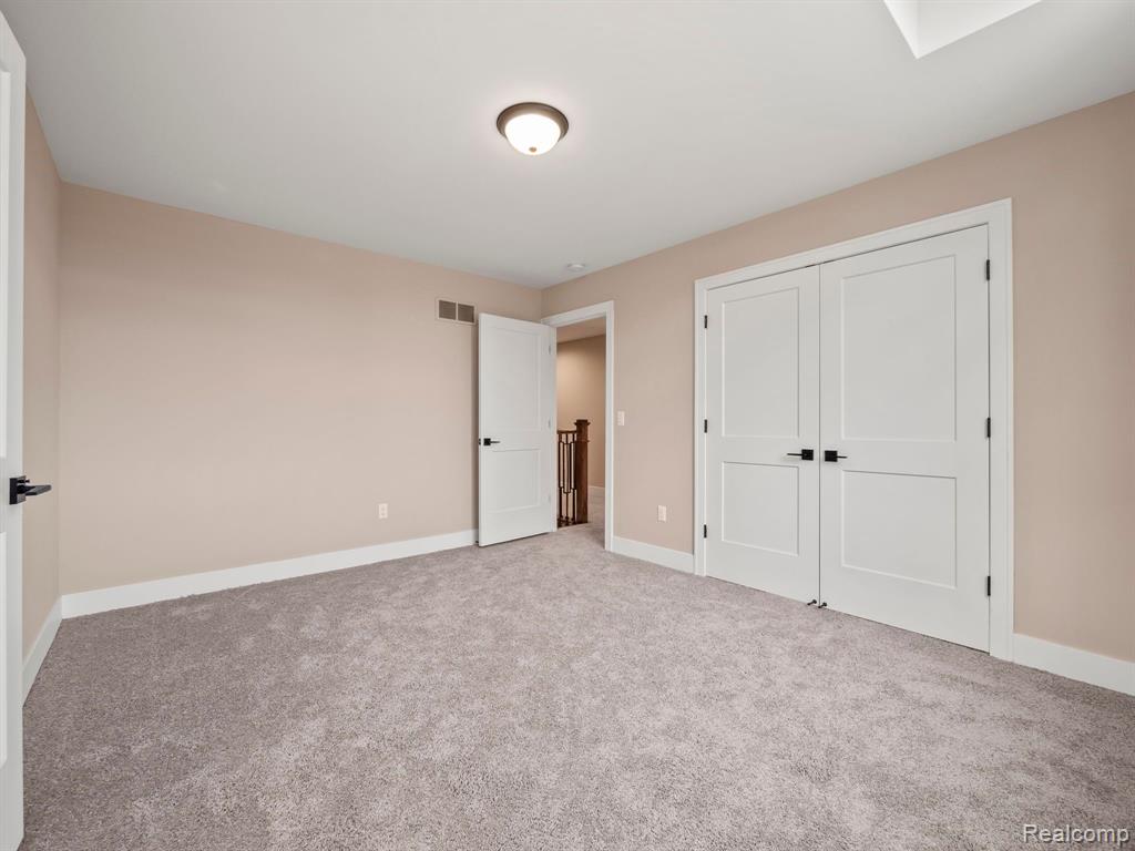 929 KIMBERLY Court, Troy, MI 48098 — Photo 32