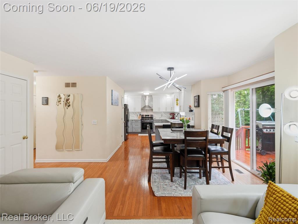 6729 Eckerman Drive, Troy, MI 48085 — Photo 22