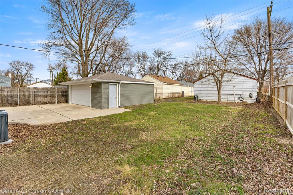 13367 Fordline Street, Southgate, MI 48195 — Photo 32