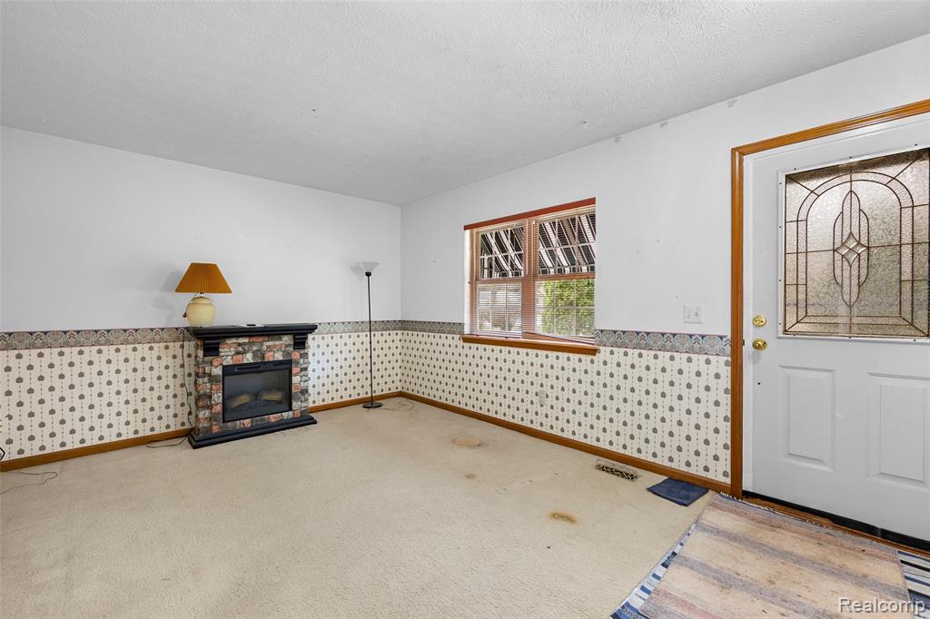3778 Ponchartrain Drive, Pinckney, MI 48169 — Photo 12