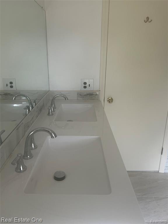 41416 N SPICEMILL Drive E, Sterling Heights, MI 48314 — Photo 14