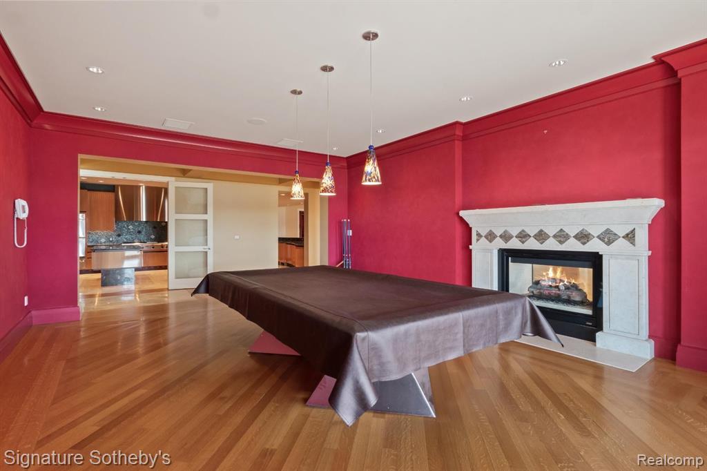 82 CHATEAUX DU LAC, Fenton, MI 48430 — Photo 46