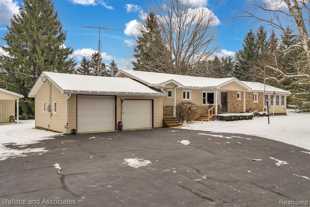 7907 Brockway Road, Melvin, MI 48454 — Photo 2