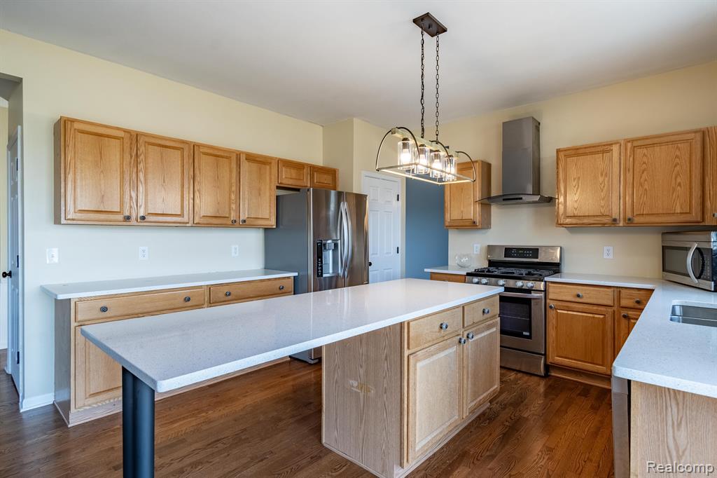 9535 GLENHILL Drive, Ypsilanti, MI 48198 — Photo 11