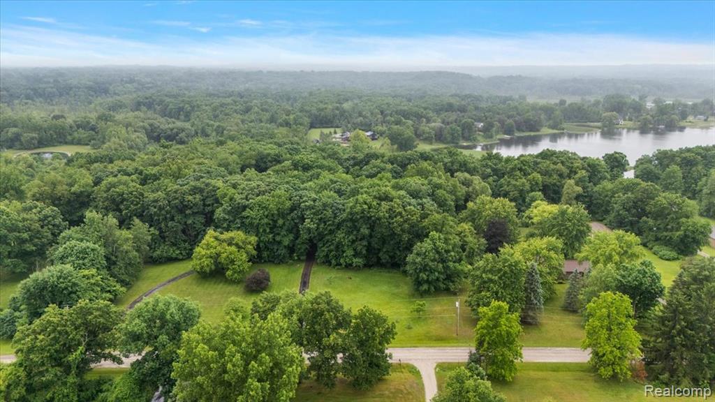 670 Rolling Acres Drive, Ortonville, MI 48462 — Photo 70