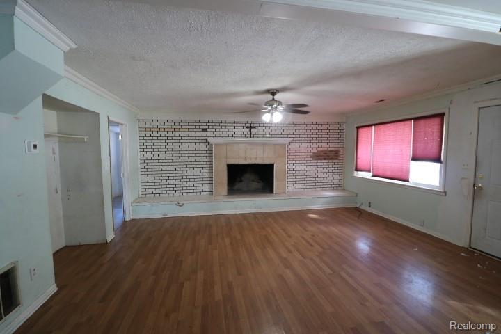 6191 Falkenbury Road, North Branch, MI 48461 — Photo 4