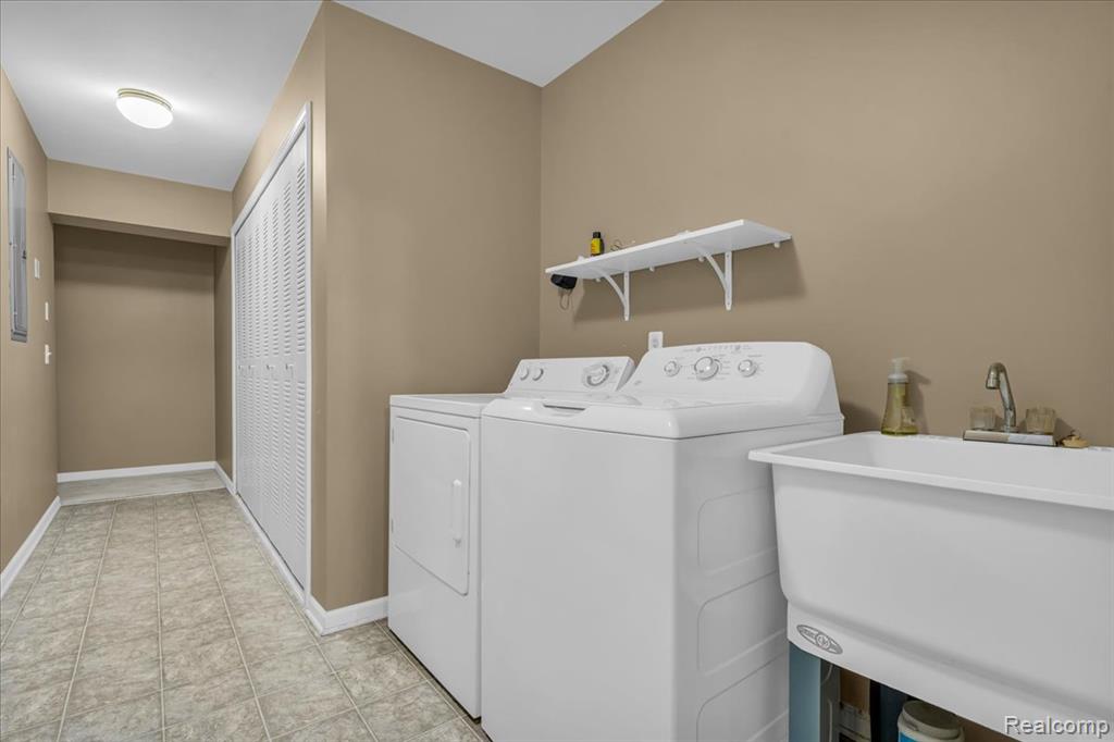 51641 Hale Lane, Chesterfield, MI — Photo 22