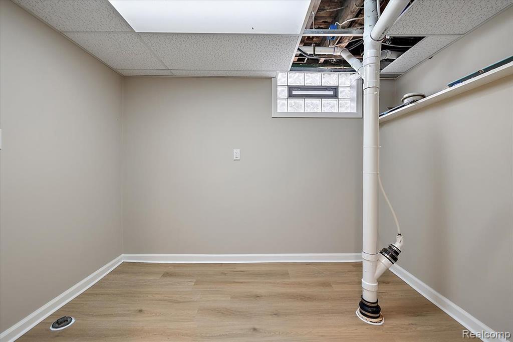 776 W LINCOLN Street, Birmingham, MI 48009 — Photo 38
