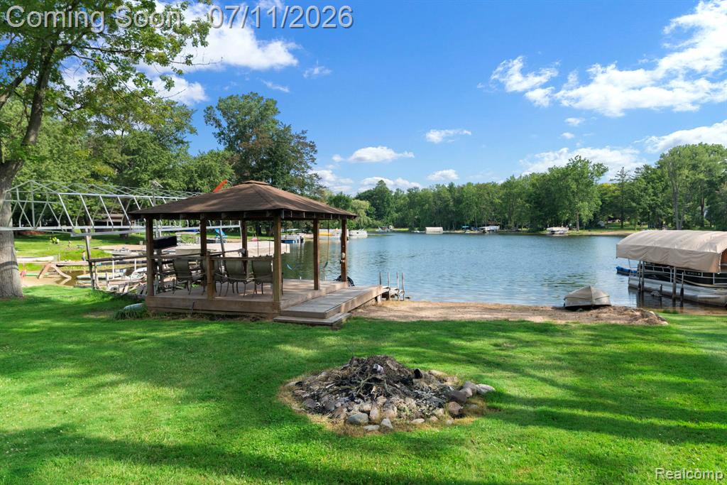 11590 Sumpter Drive, South Lyon, MI 48178 — Photo 63