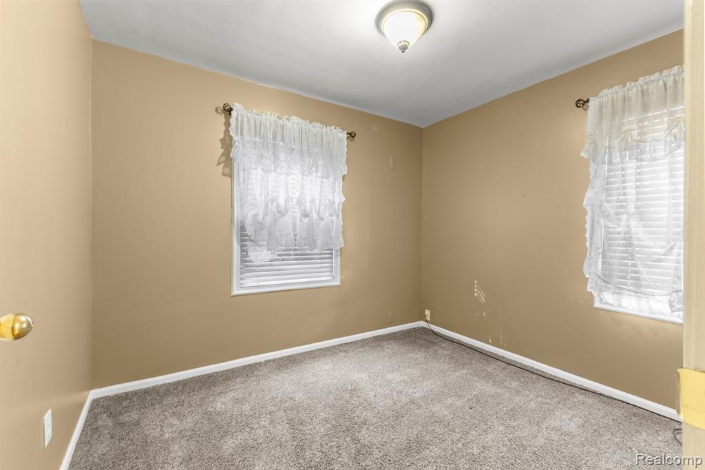 5101 CLIPPERT Street, Dearborn Heights, MI 48125 — Photo 21