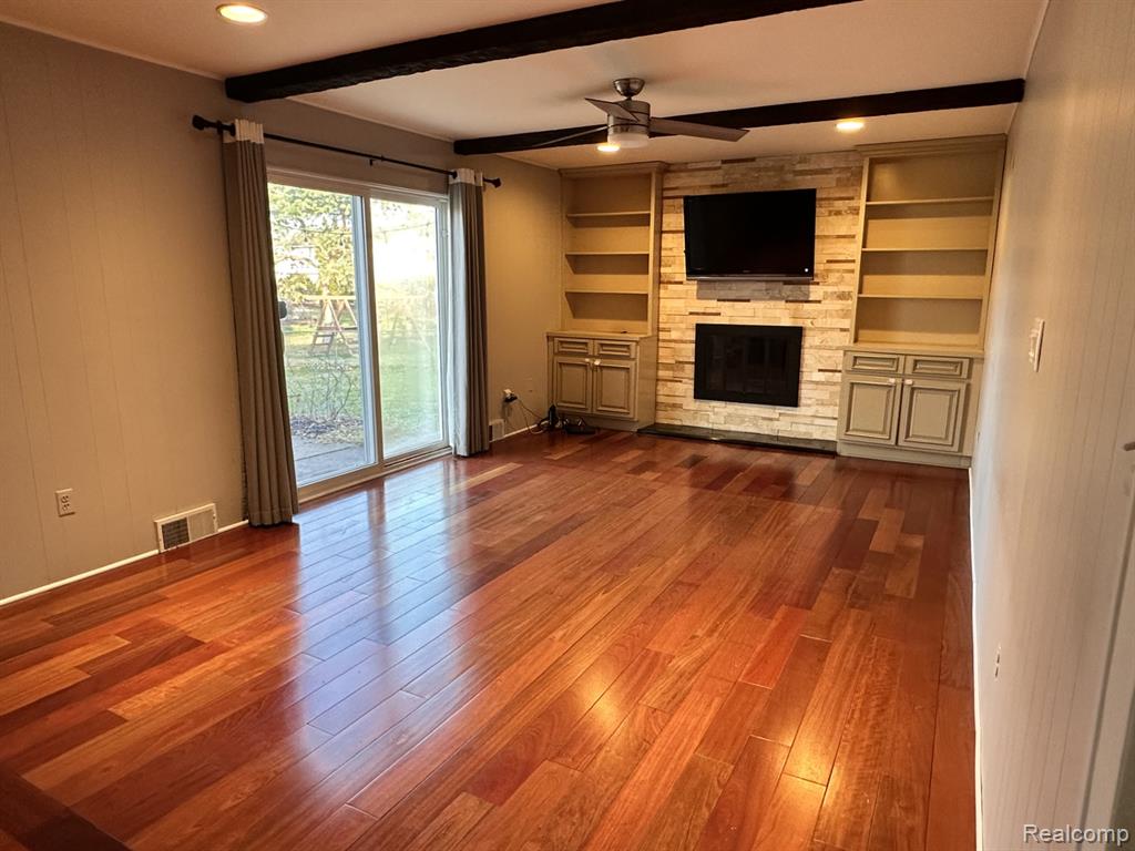 898 Portsmouth Drive, Troy, MI 48084 — Photo 10
