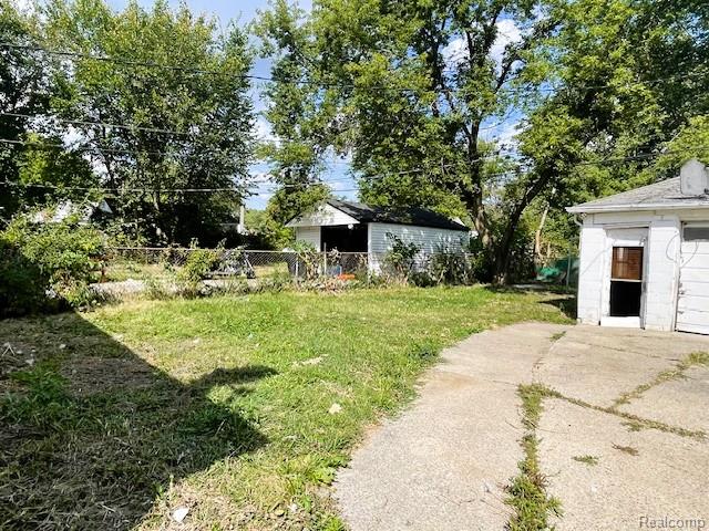 8228 Pierson Street, Detroit, MI 48228 — Photo 14