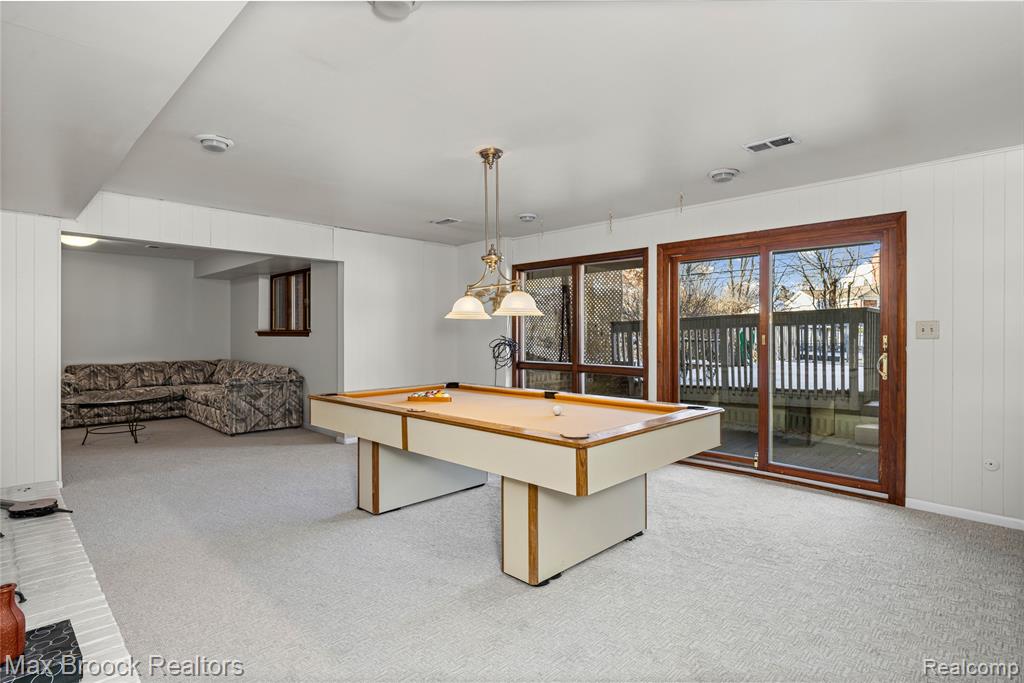 35550 Pleasant Valley Road, Farmington Hills, MI, 48331