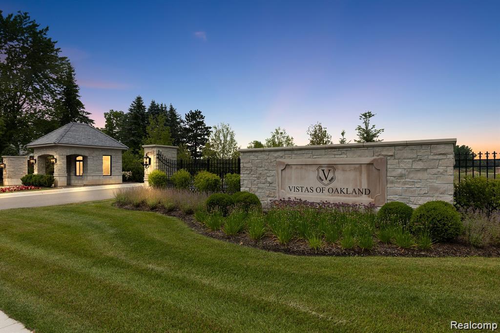 1583 Vista Drive, Oakland, MI