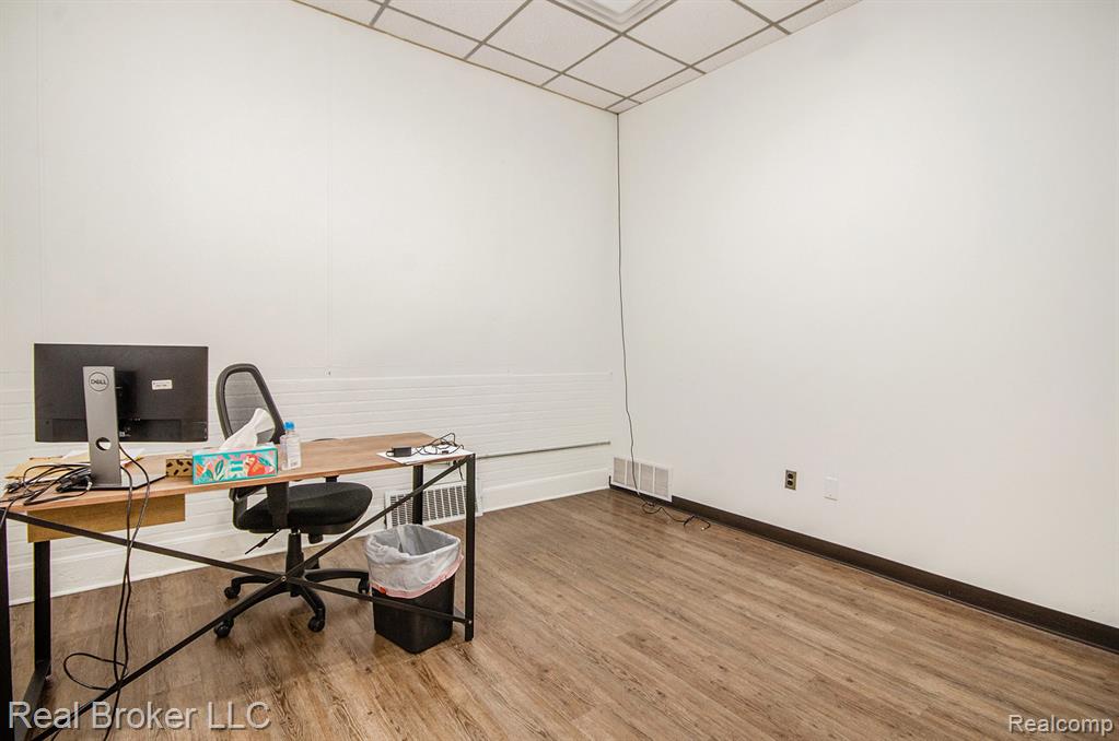 404 E 4th Street, Royal Oak, MI 48067 — Photo 11
