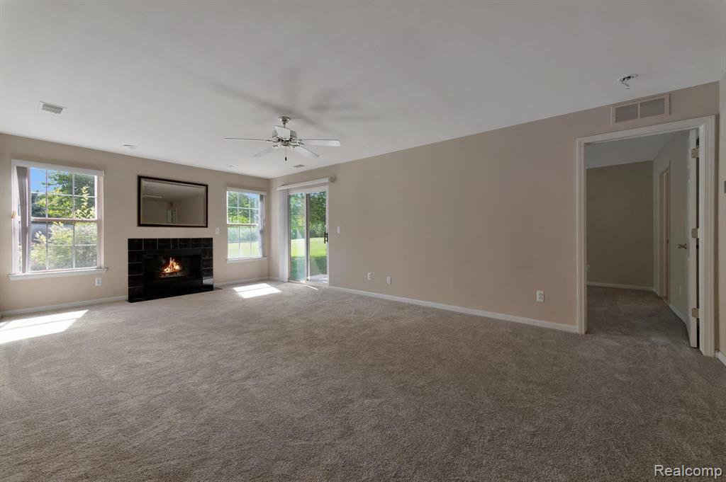 46254 CAVALIER Drive, Macomb, MI 48044 — Photo 5