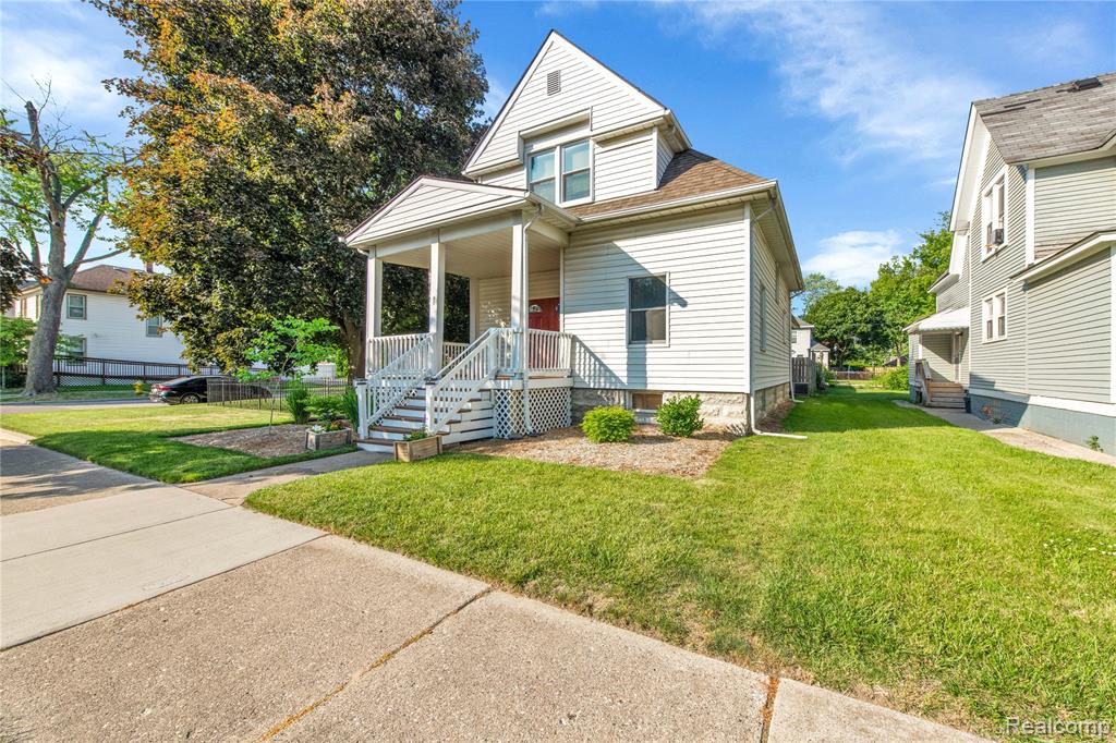 81 CROCKER Boulevard, Mount Clemens, MI 48043 — Photo 4
