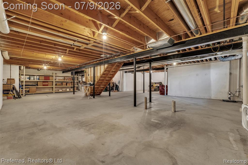 17649 Rolling Woods Circle, Northville, MI 48168 — Photo 59