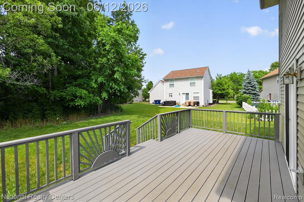 8525 BERKSHIRE Drive, Ypsilanti, MI 48198 — Photo 34
