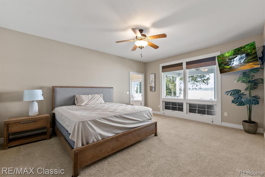 5118 S Shore Drive, Whitehall, MI, 49461