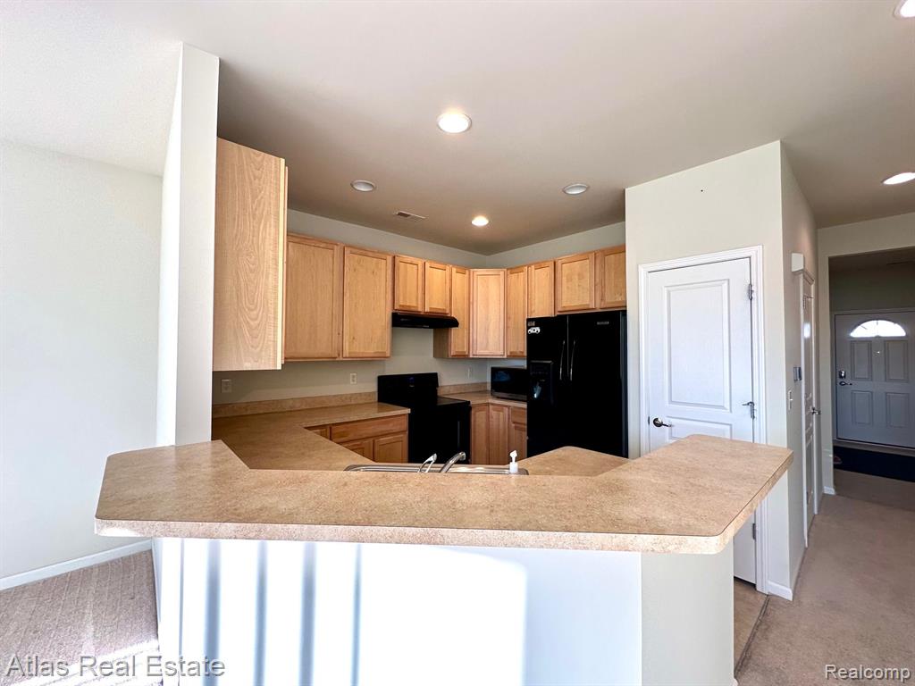 9378 SAND HILL Drive, Grand Blanc, MI 48439 — Photo 7