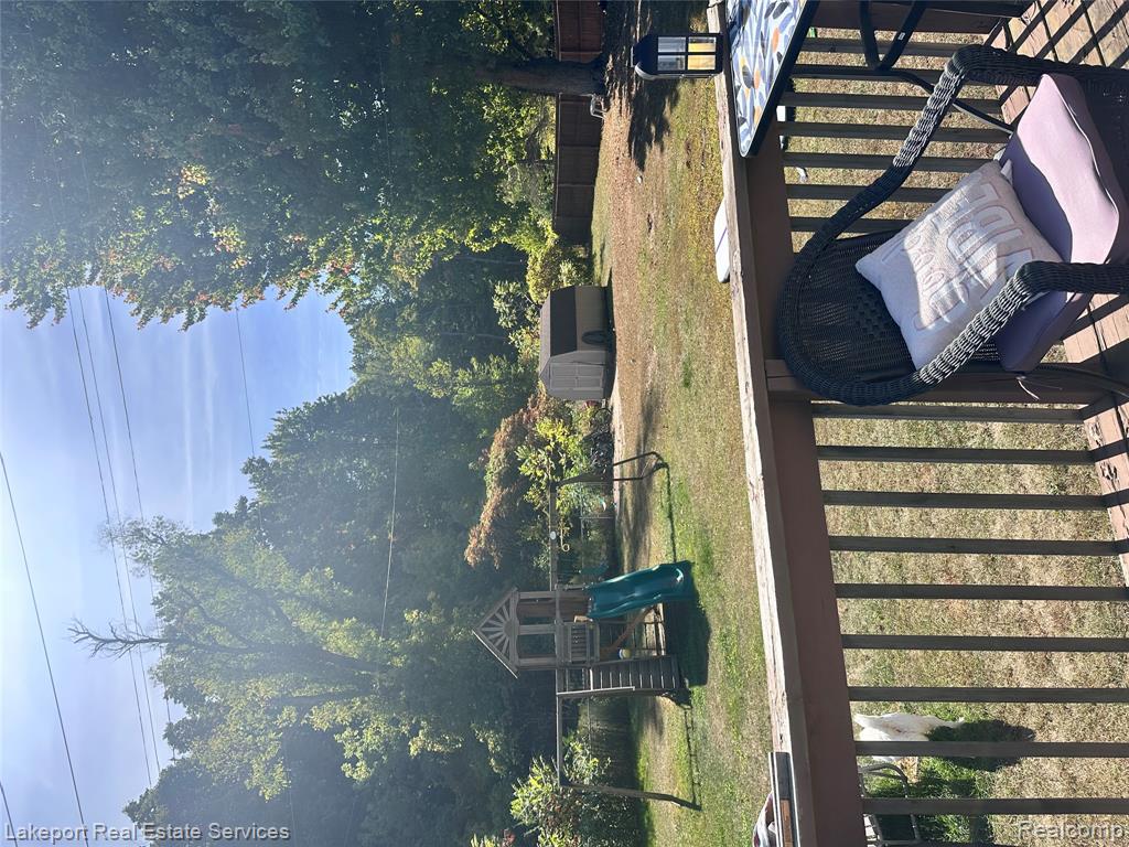 4231 Pine Grove Avenue, Fort Gratiot, MI 48059 — Photo 12