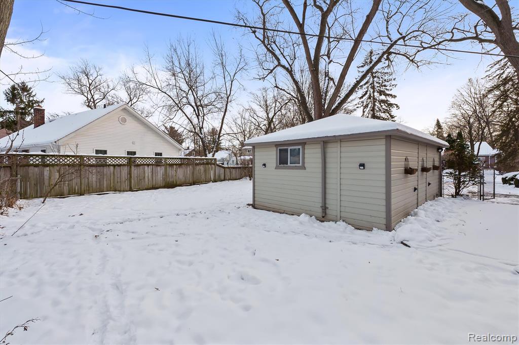 42583 Five Mile Road, Plymouth, MI 48170 — Photo 20