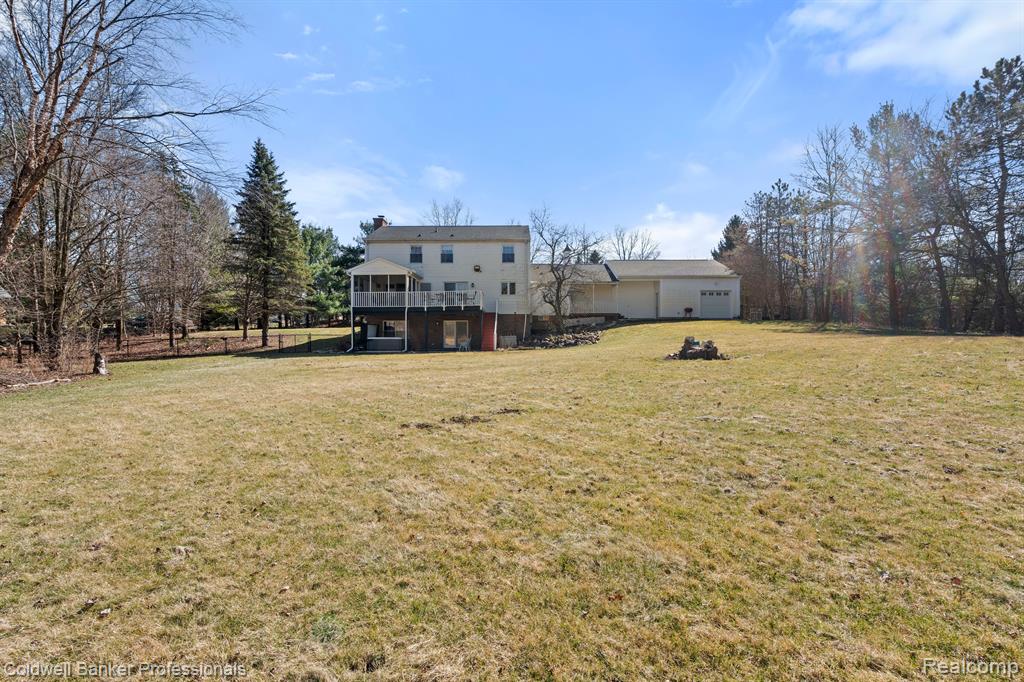 6253 7 MILE Road, South Lyon, MI 48178 — Photo 48