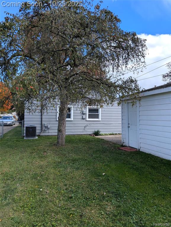 7401 Floral Street, Westland, MI — Photo 37
