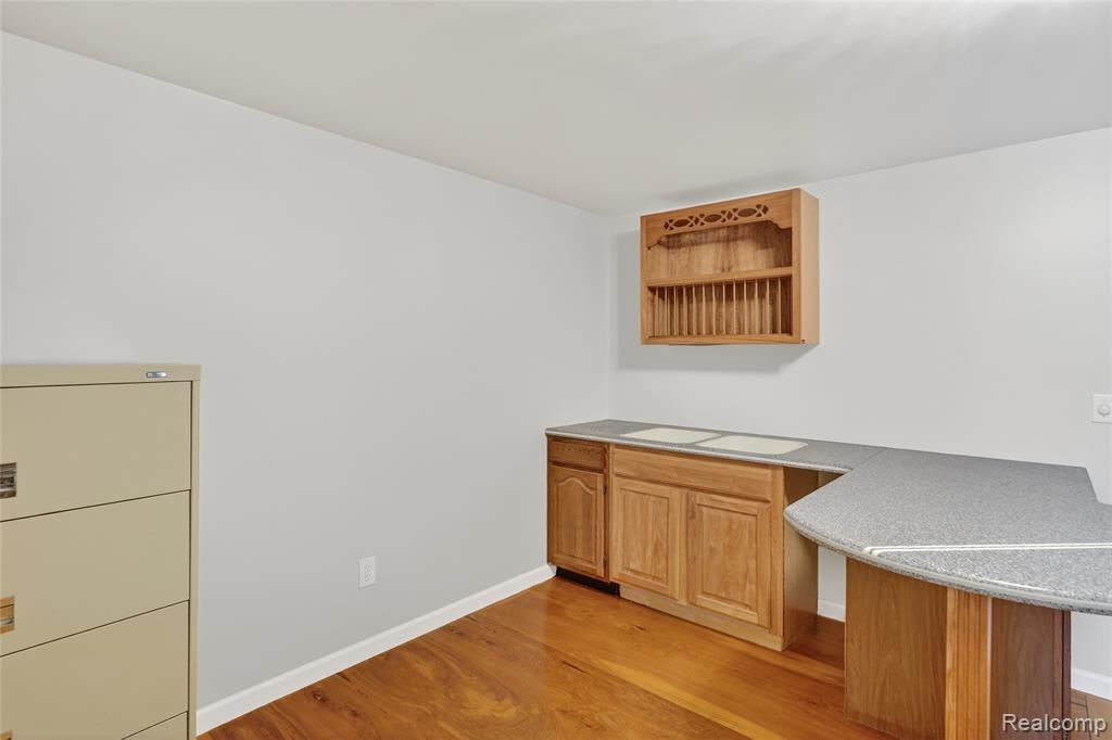 9624 Bridge Lake Road, Clarkston, MI 48348 — Photo 13