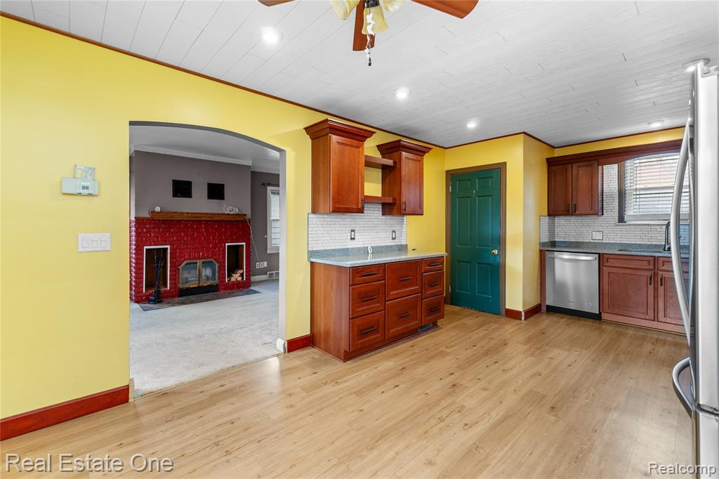 716 Kings Highway, Wyandotte, MI 48192 — Photo 7