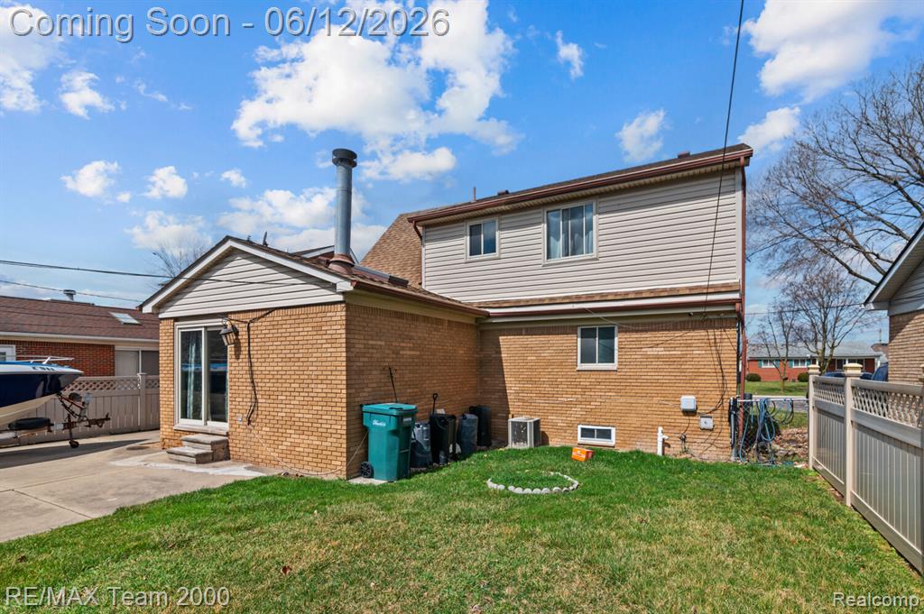 3 Morross Court, Dearborn, MI 48126 — Photo 31