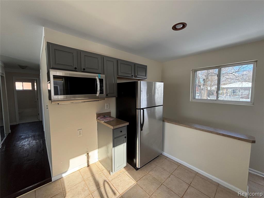 7720 Amboy Street, Dearborn Heights, MI 48127 — Photo 13