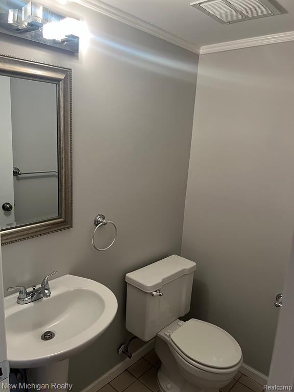 8272 KARAM Boulevard, Warren, MI 48093 — Photo 7