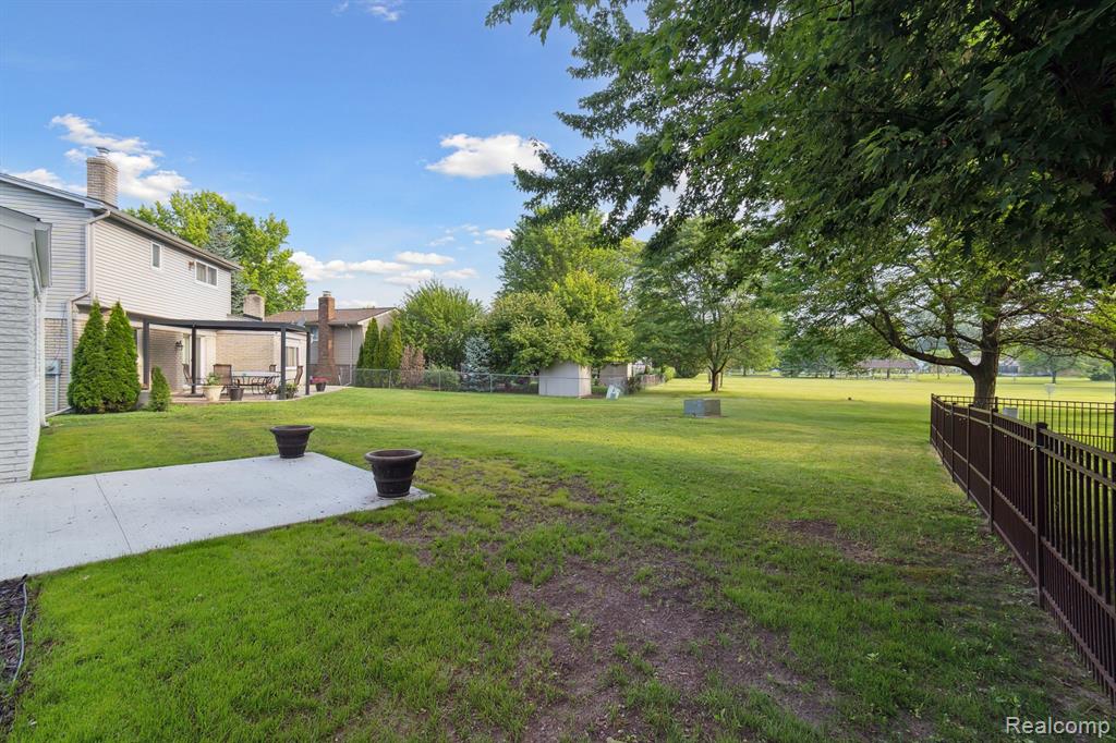 6879 Brookshire Drive, Canton, MI 48187 — Photo 49