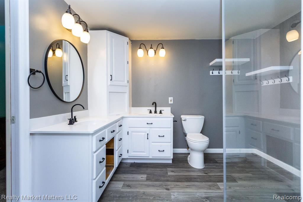 7505 Falling Leaf Court, Flushing, MI 48433 — Photo 17