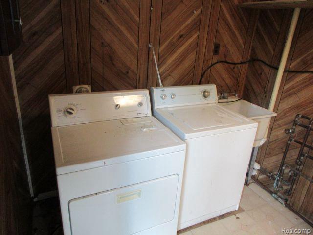 4059 Chenlot Lane, Waterford, MI 48328 — Photo 16