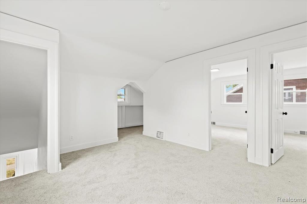 5307 Three Mile Drive, Detroit, MI 48224 — Photo 20