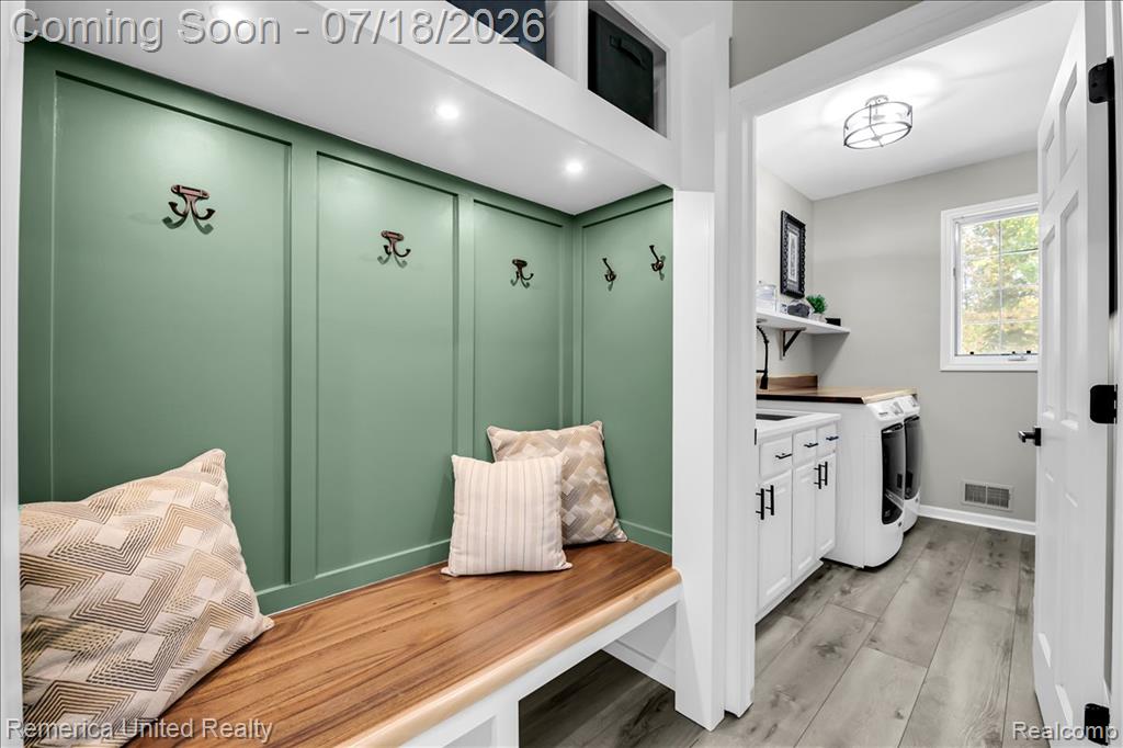 9438 Deer Creek Court, Brighton, MI 48114 — Photo 53