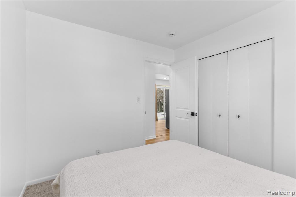 21356 Ithaca Avenue, Ferndale, MI 48220 — Photo 11