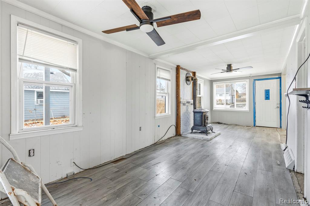 657 Lucille Drive, Wolverine Lake, MI 48390 — Photo 21