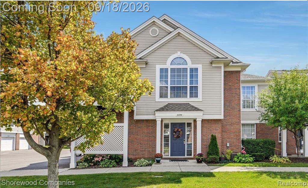 16390 Chatham Drive, Macomb, MI 48044